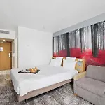 Hotel Novotel Paris Est Centre De Conference 4*