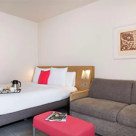 Novotel Paris Est Hotel 4*