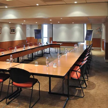Novotel Paris Est Centre De Conference Hotel 4*