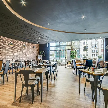 Novotel Paris Est Hotel