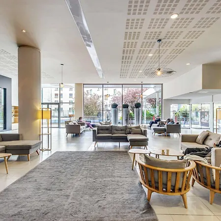 Novotel Paris Est 4*