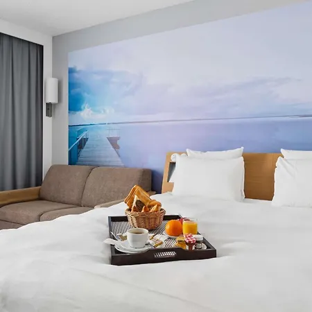Novotel Paris Est 4*
