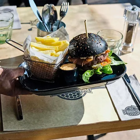 Novotel Paris Est 4*