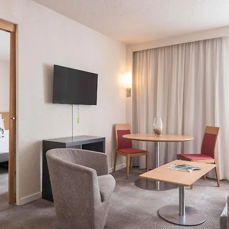 Novotel Paris Est Centre De Conference فندق