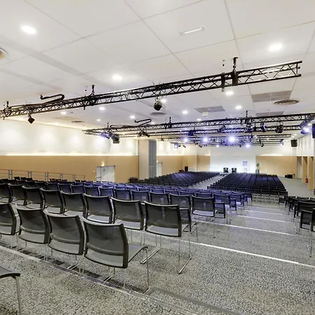 Novotel Paris Est Centre De Conference Hotel