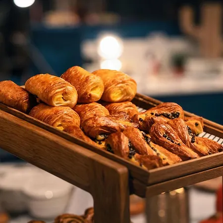 Novotel Paris Est Centre De Conference Hotel 4*