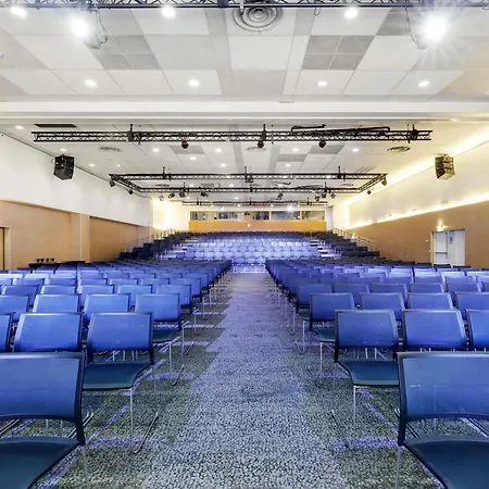 Novotel Paris Est Centre De Conference 4*