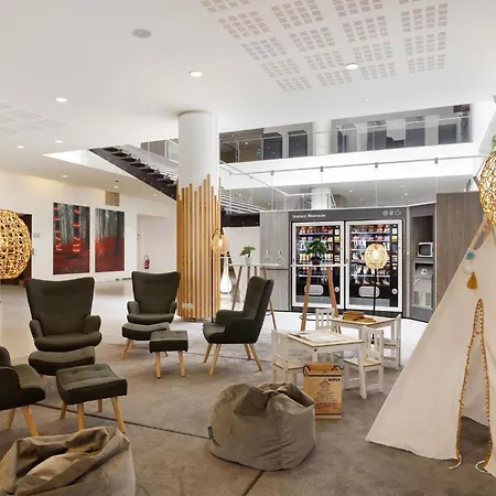 Novotel Paris Est Centre De Conference Hotel