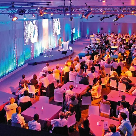 Novotel Paris Est Centre De Conference Hotel