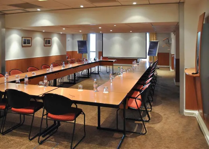 Novotel Paris Est Centre De Conference Otel 4*