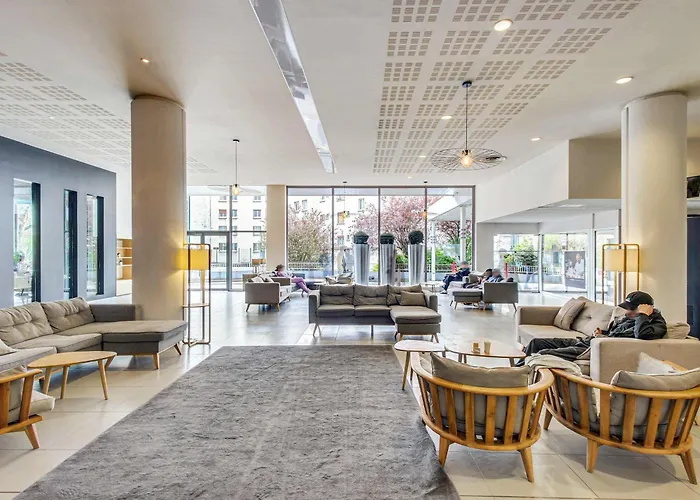 Novotel Paris Est Centre De Conference 4*