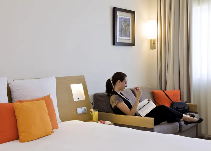 Novotel Paris Est Centre De Conference 4*